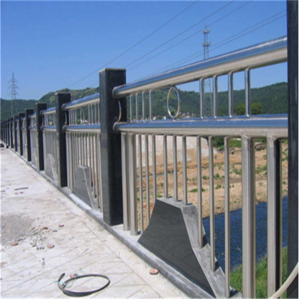 河道灯光护栏加工价格本地服务商
