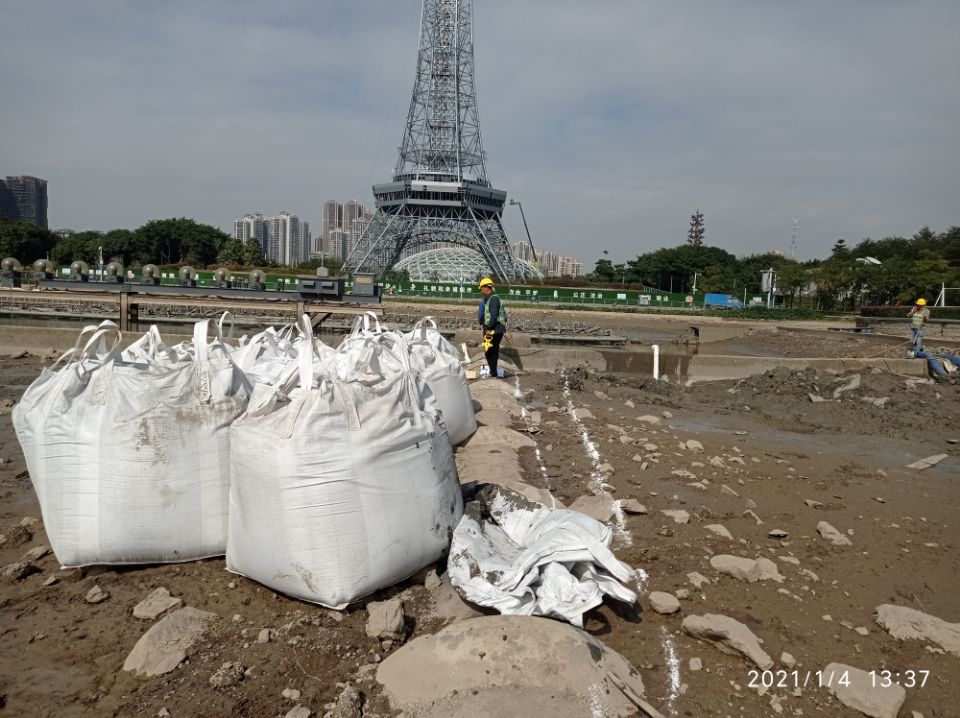 生态沙土抑尘剂高速路施工便道固化土应用广泛