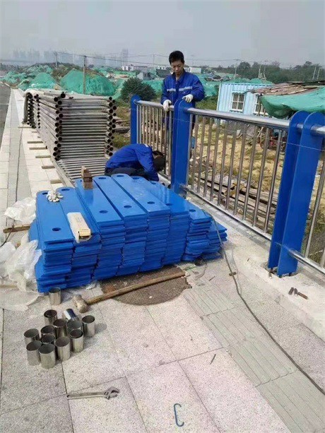 桦甸公路桥梁护栏同城生产厂家