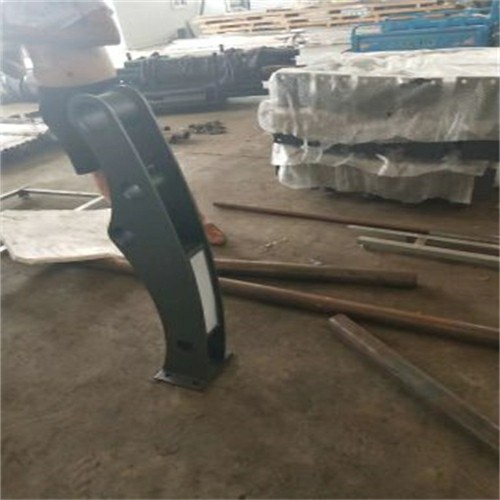 不锈钢防撞护栏河边护栏碳素钢管护栏本地制造商