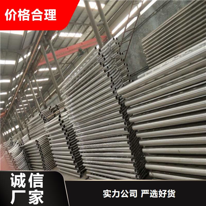 质量优的不锈钢复合管隔离护栏厂家厂家十分靠谱