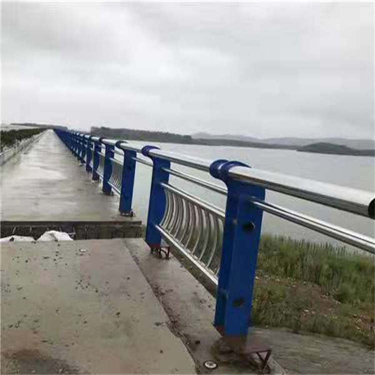 桥梁防撞护栏钢免费测量匠心工艺