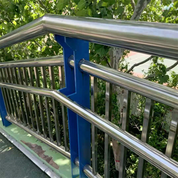 公路桥梁防撞栏厂家电话交货准时
