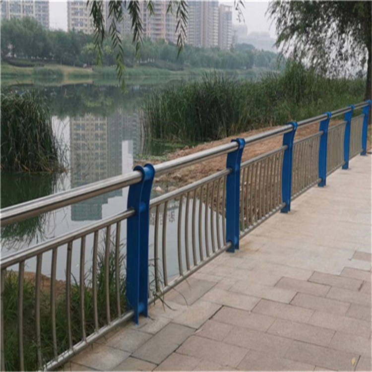 防撞大桥栏杆多少钱一吨当地生产商