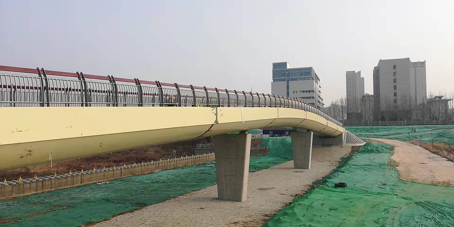 路路桥梁护栏生产制作厂家直销省心省钱
