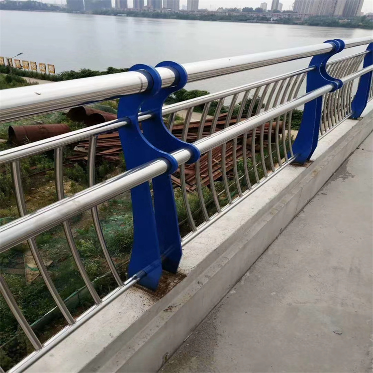桥梁护栏灯光来料加工产地工厂