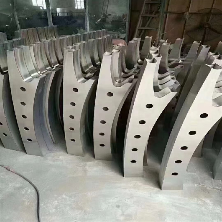 公路桥梁防撞护栏在线咨询本地生产厂家