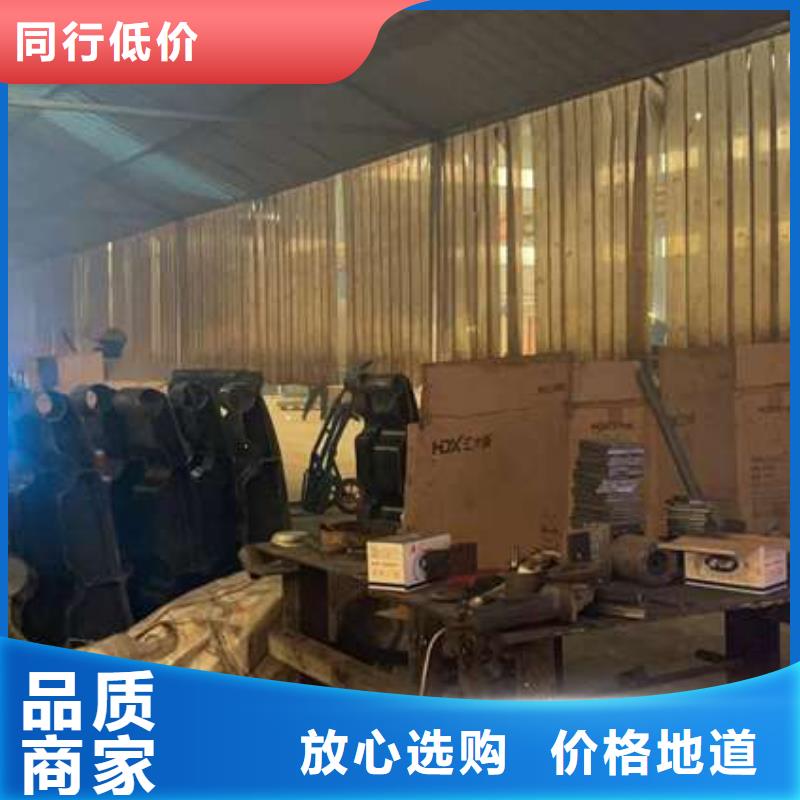 防撞灯光栏杆信誉为重用心制造