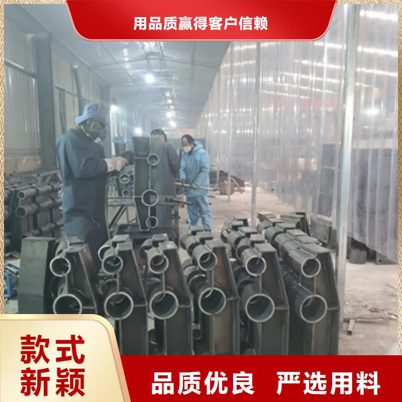 304不锈钢碳素钢复合管厂家，货源足当地生产厂家