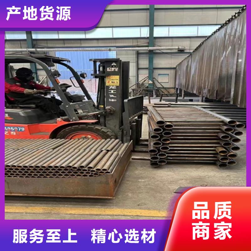 有实力的防撞不锈钢复合管护栏厂家当地厂家