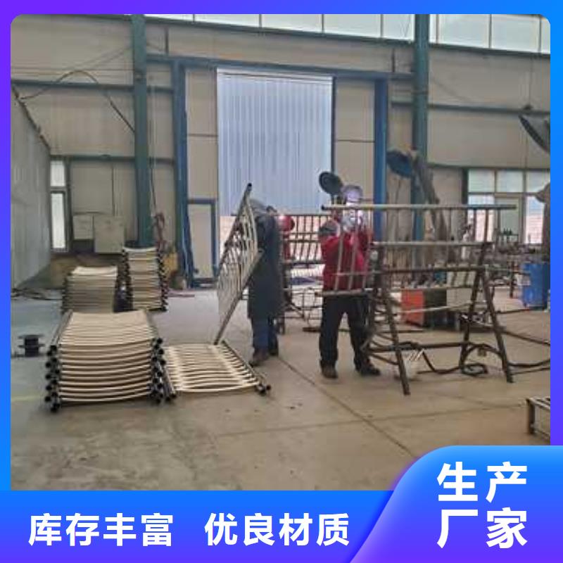 防撞钢板立柱严格把关质量放心