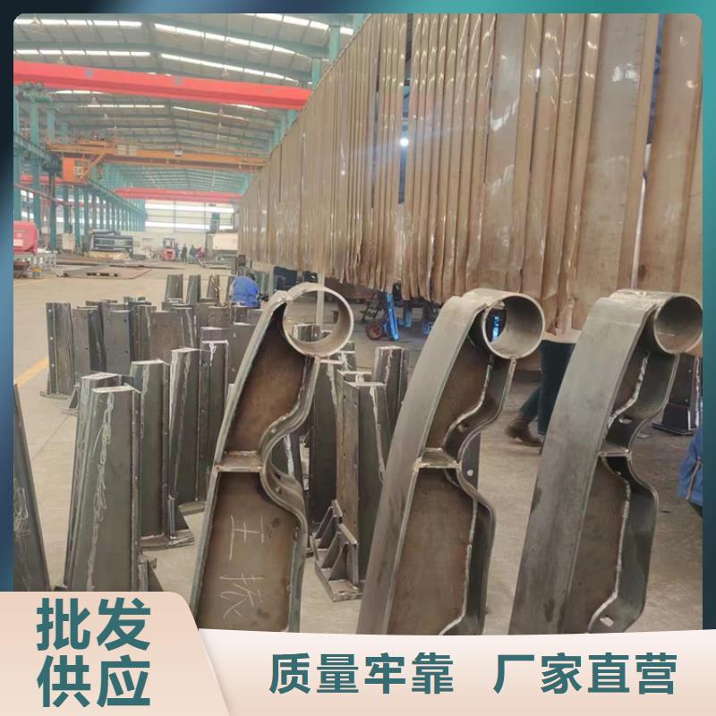 镀锌防撞护栏-放心可靠放心得选择