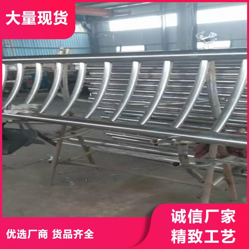 道路防撞护栏厂家电话工期短发货快