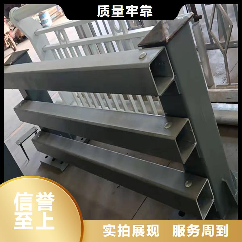 桥两边护栏坚固耐用款式多样好货有保障