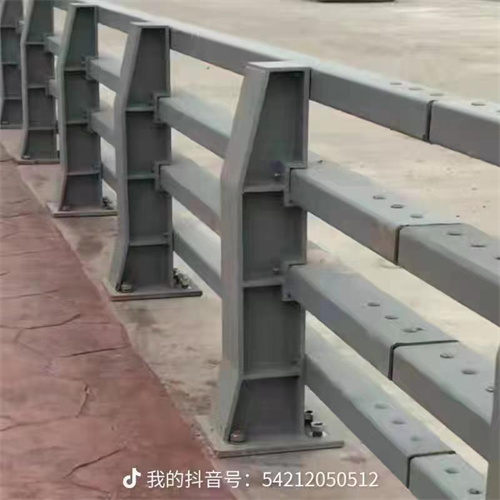 B级型防撞栏杆以诚为本厂家技术完善