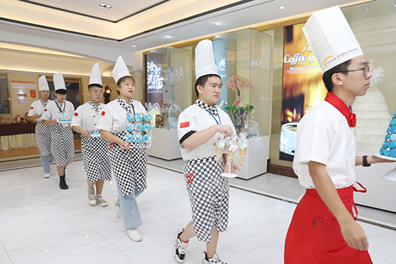 滑县西餐学校怎么选实操培训