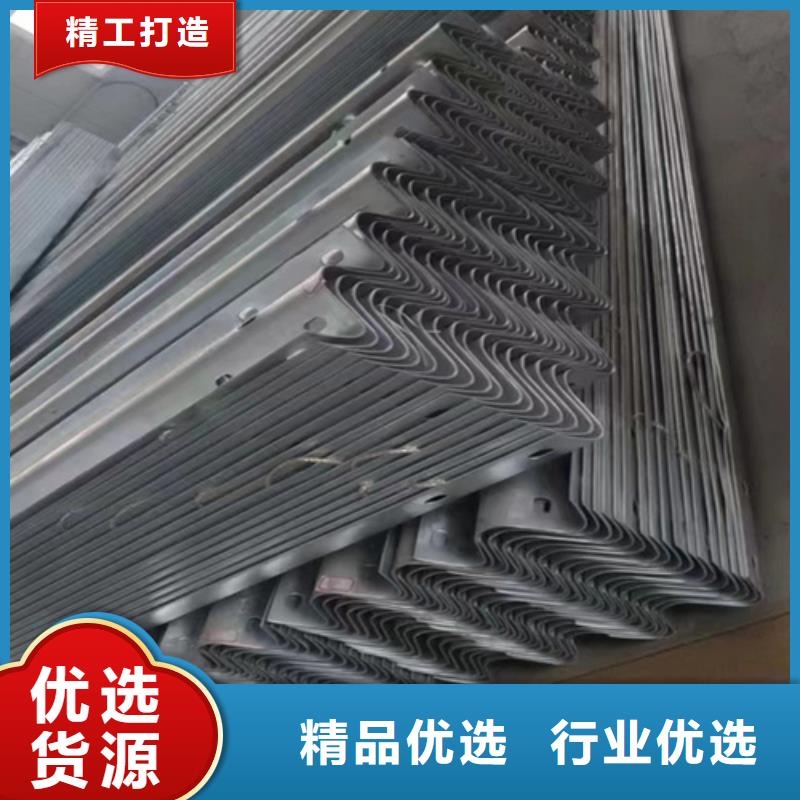 波形梁钢护栏-波形梁钢护栏品牌工艺层层把关