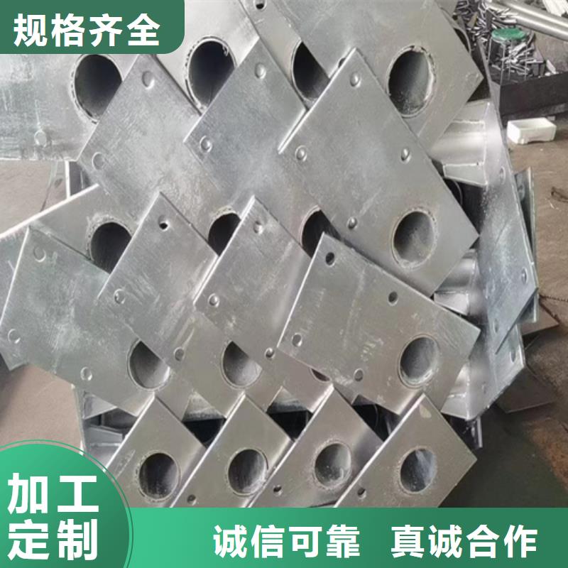 万宁市高速公路护栏板每公里多少钱？当地制造商
