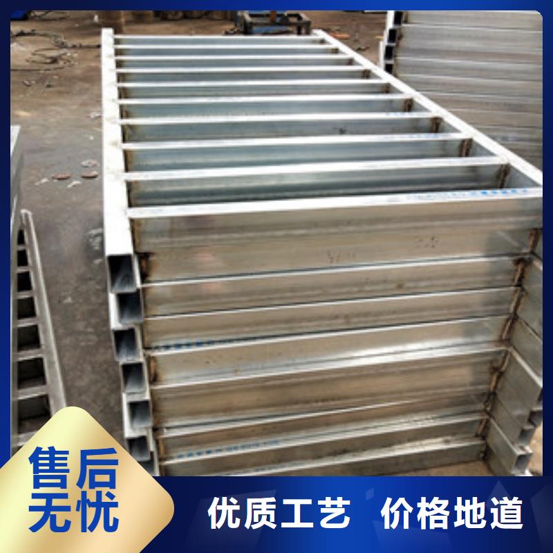 【桥梁护栏】方管防撞护栏专心专注专业当地货源