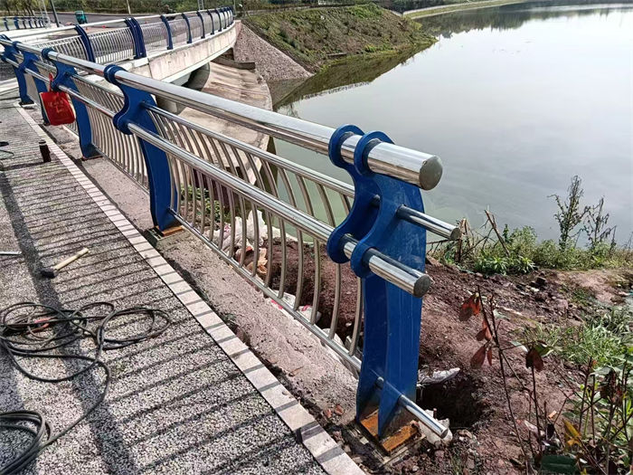 河岸两侧防撞栏杆研发厂家适用场景