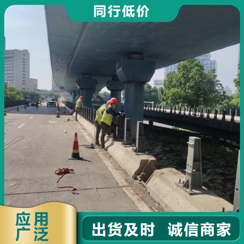 人行道不锈钢灯光防撞隔离栏杆专业提供专注细节更放心