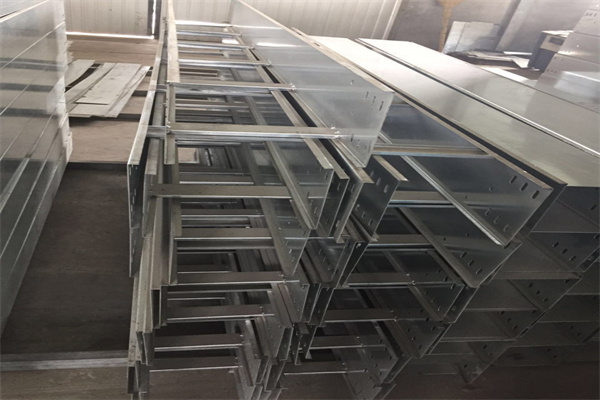 铝合金梯式桥架生产厂家发货快