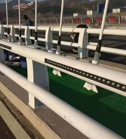 桥梁护栏不用-钢丝绳护栏厂价格实惠大厂家实力看得见