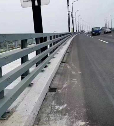 桥梁护栏不用,河道护栏厂源厂定制