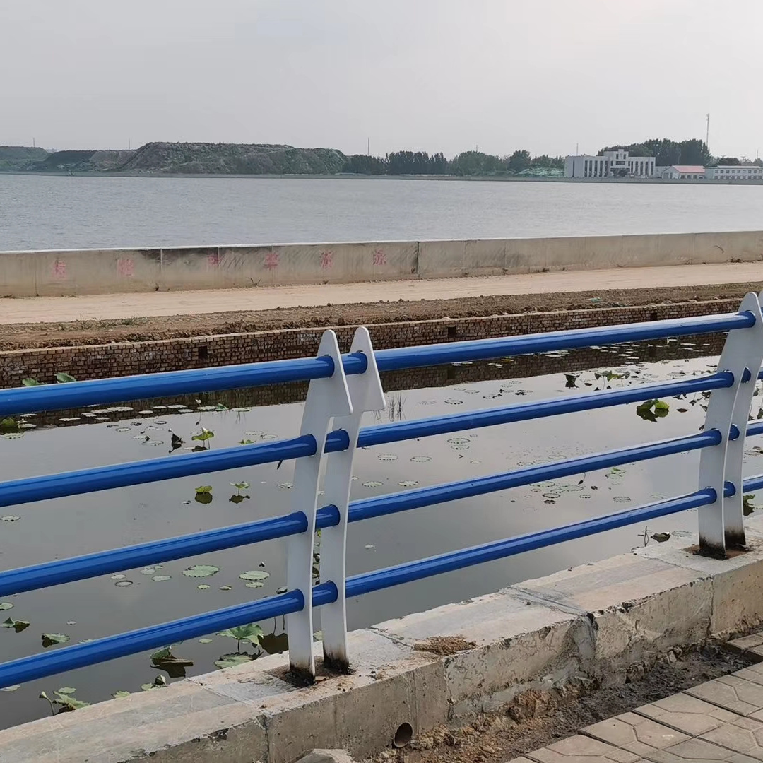 不锈钢栏杆护栏厂家直发