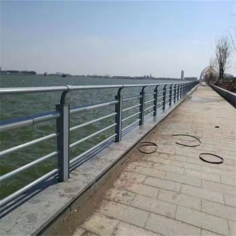 不锈钢碳素钢复合圆管市场价格同城公司