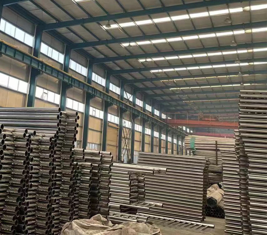 防撞钢护栏种类齐全源厂定制