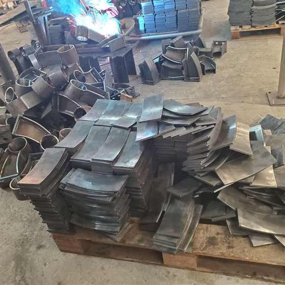 护栏政道路防护栏细节严格凸显品质敢与同行比服务