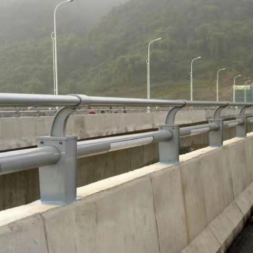 桥上用栏杆工程生产厂家欢迎您