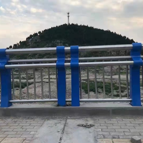 有现货的304不锈钢复合管供应商实体厂家大量现货