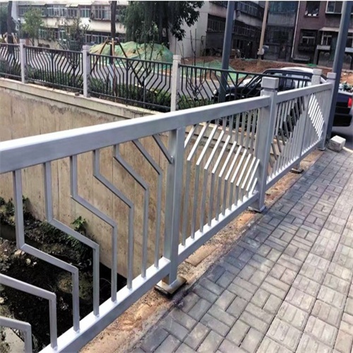 【护栏】市政护栏用品质赢得客户信赖当地制造商