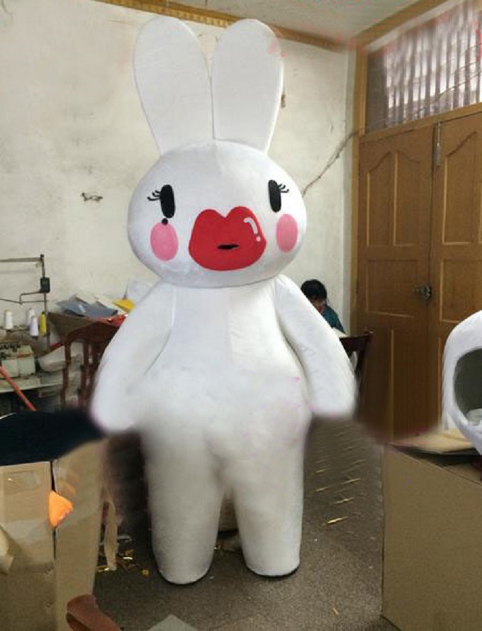 海南海口卡通人偶服装定做厂家/迎宾毛绒玩具货号全