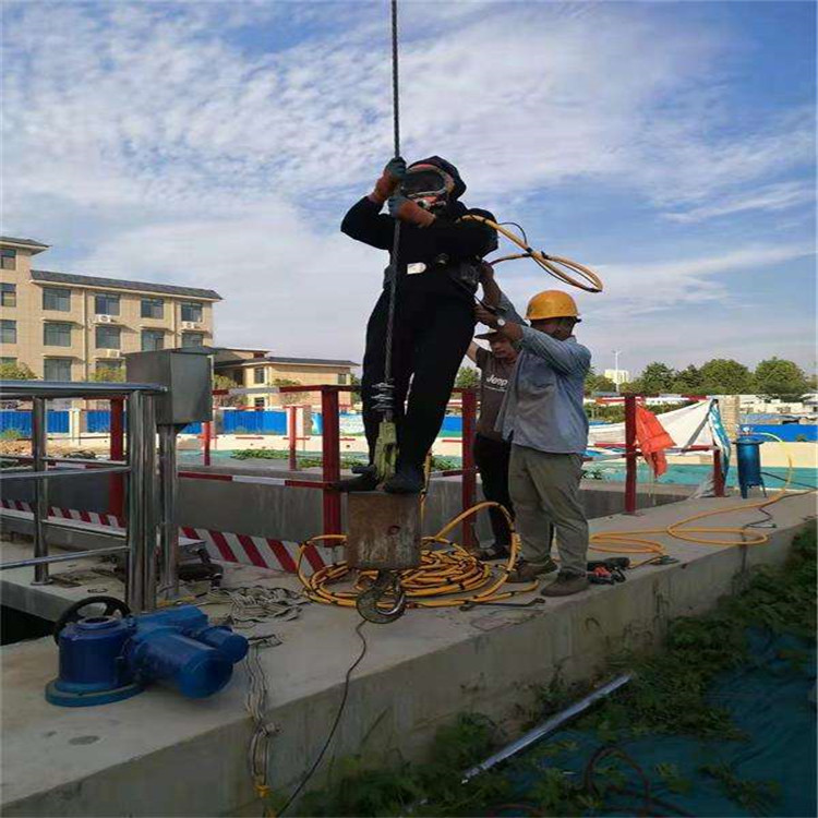 武汉市水下服务公司本市多种施工方案