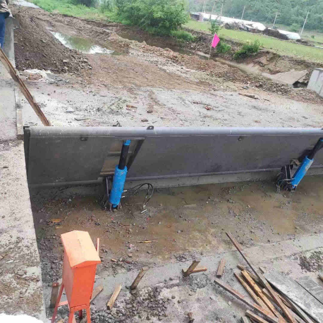 液压双控翻板闸门生产厂家当地厂家