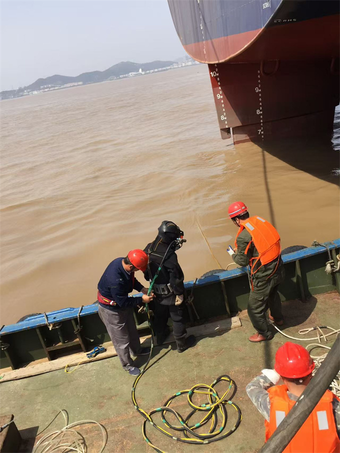 水下施工公司<水下安装市政管道>有把握