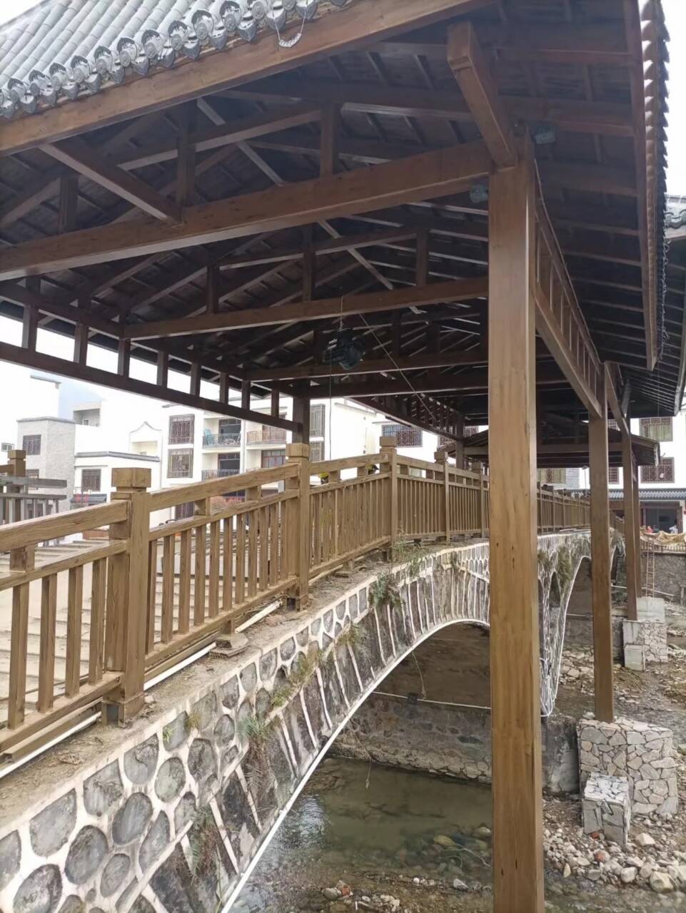 钢结构金属面木纹漆全包施工价格同城货源