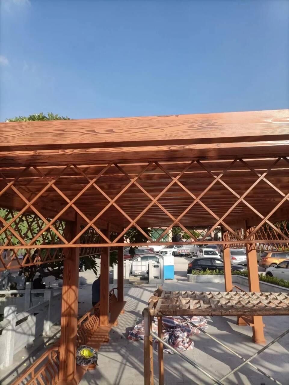 方钢圆管木纹漆全包施工价格品质值得信赖