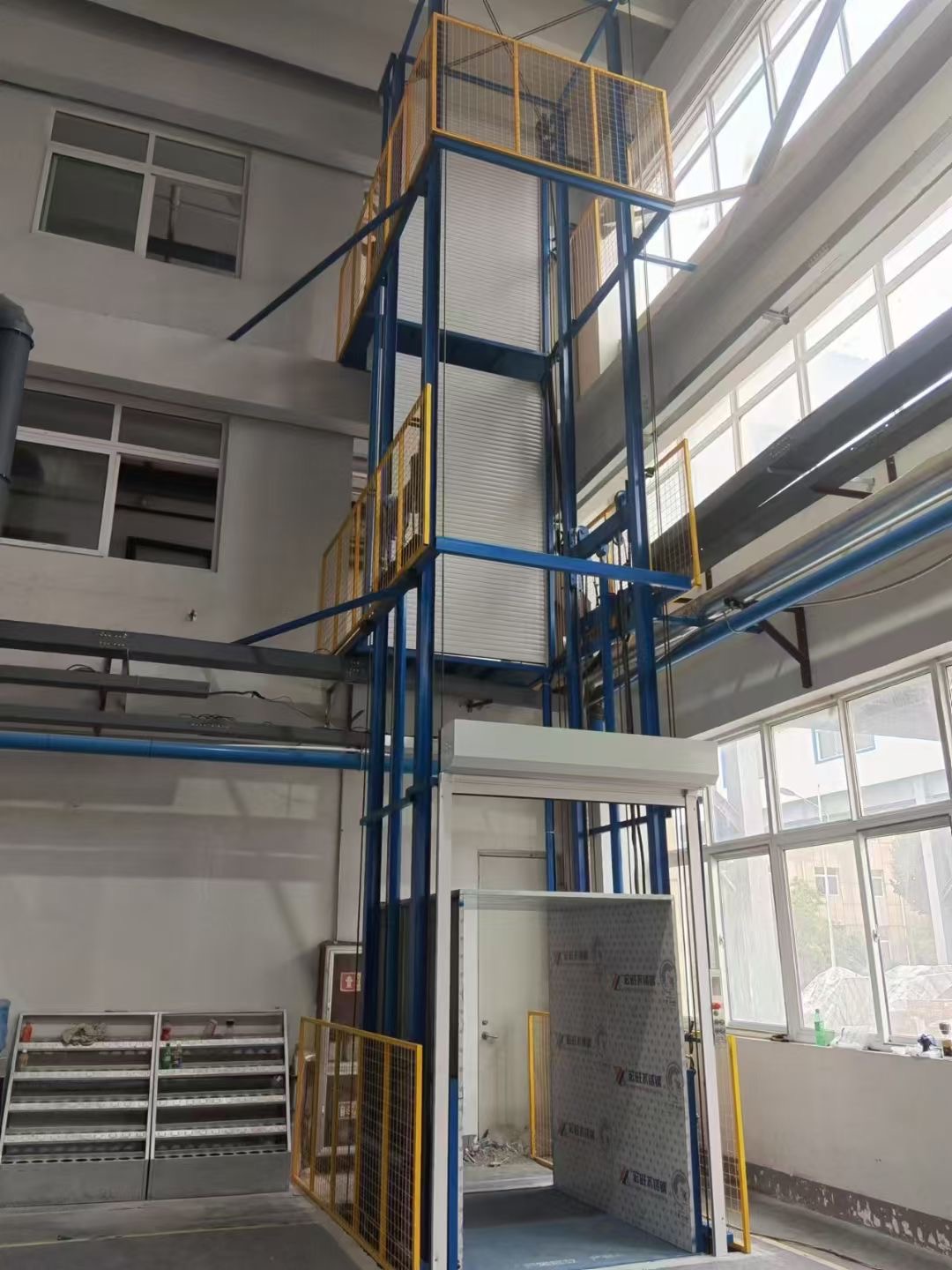 导轨的液压货梯价格精选优质材料