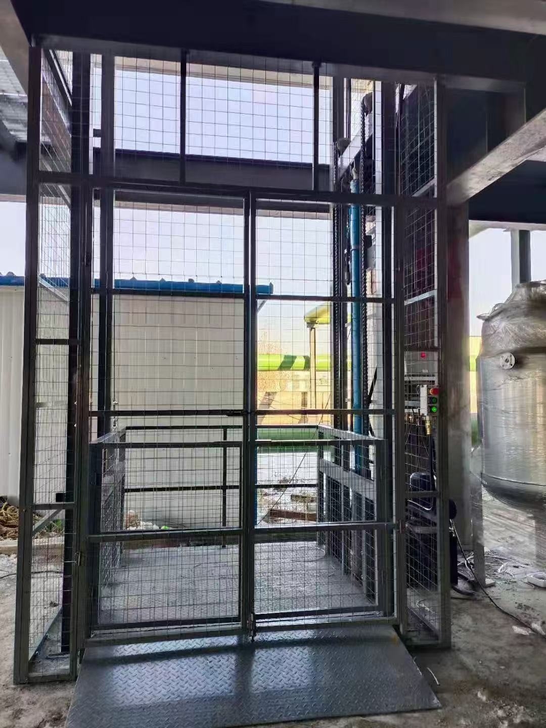导轨升降式货梯供应严选好货